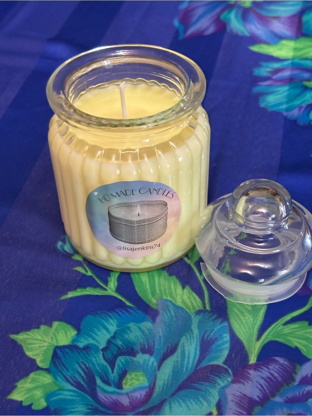 Gardenia scented handmade candle